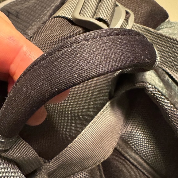 Nice Outdoor Master Black Gray High End Backpacking Hiking Backpack - Picture 12 of 15